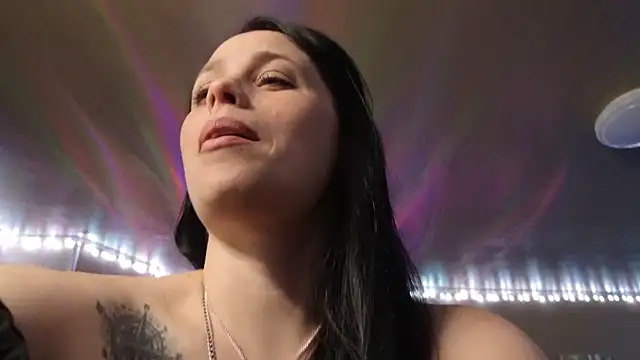 Snapshot of mavismable chatting on November 28, 2025, 4:04 am mavismable online show from November 28, 2025, 4:04 am