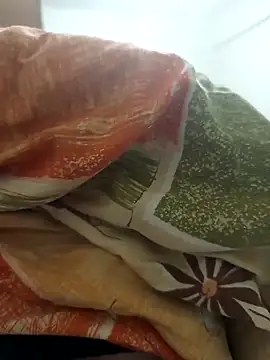 leona633 online show from March 11, 2026, 9:21 pm