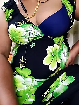 Snapshot of tamiltady chatting on September 21, 2025, 9:33 am tamiltady online show from September 21, 2025, 9:33 am