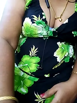 Snapshot of tamiltady chatting on October 6, 2025, 8:01 am tamiltady online show from October 6, 2025, 8:01 am