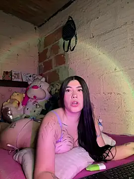 Snapshot of Hell_luna chatting on May 20, 2026, 5:24 am Hell luna online show from May 20, 2026, 5:24 am