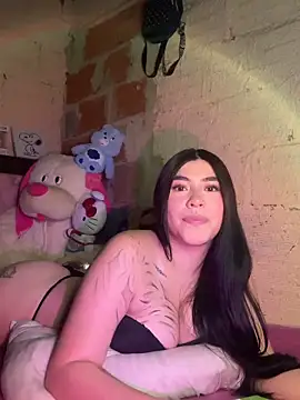 Snapshot of Hell_luna chatting on May 25, 2026, 5:35 am Hell luna online show from May 25, 2026, 5:35 am
