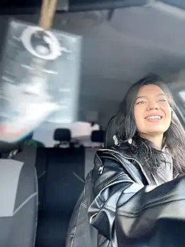 MeekyRich online show from April 1, 2026, 2:45 am