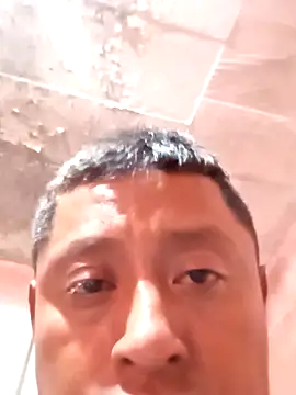 luuiss12 online show from September 27, 2025, 5:18 pm