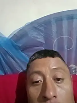 luuiss12 online show from October 30, 2025, 6:04 am