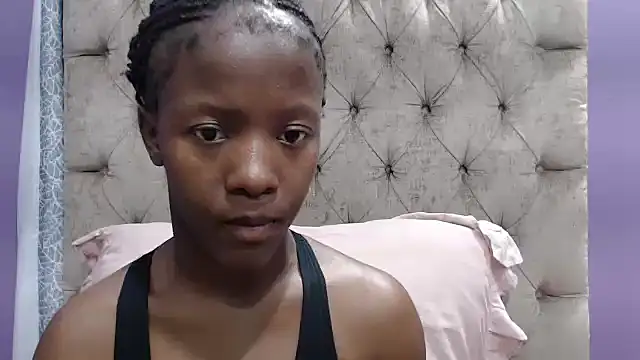 Snapshot of sexykea2002x chatting on October 18, 2025, 7:09 am sexykea2002x online show from October 18, 2025, 7:09 am