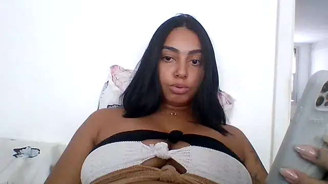 Snapshot of querida777 chatting on February 25, 2026, 6:39 pm querida777 online show from February 25, 2026, 6:39 pm