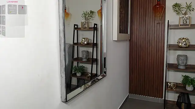  Victoria Collins online show from December 16, 2025, 11:04 am