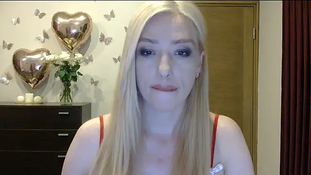 Snapshot of Wild_Silk_Desire chatting on July 3, 2026, 5:08 pm Wild Silk Desire online show from July 3, 2026, 5:08 pm