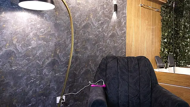 Susan wall online show from February 5, 2026, 12:43 pm