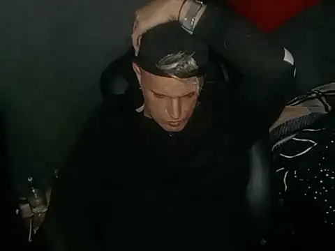 Snapshot of BrianbottomZA chatting on July 21, 2026, 12:35 am BrianbottomZA online show from July 21, 2026, 12:35 am