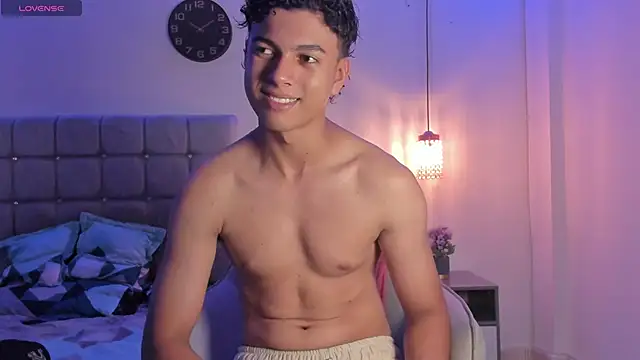 Santy Stump online show from September 10, 2025, 9:15 pm