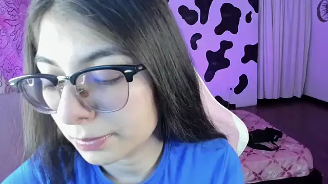 abbie jensen  online show from September 13, 2025, 11:59 pm