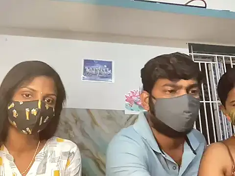 Snapshot of Tamil_india_couples_ chatting on May 2, 2026, 2:33 pm Tamil india couples online show from May 2, 2026, 2:33 pm