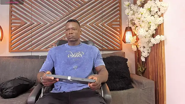 MarcusBlack  online show from January 18, 2026, 1:04 pm