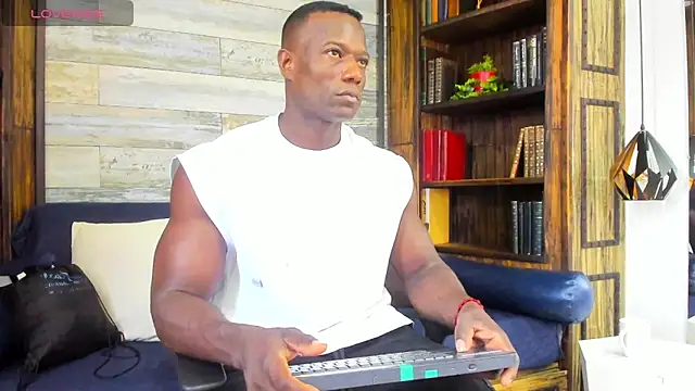 Snapshot of MarcusBlack_ chatting on April 30, 2026, 2:45 pm MarcusBlack online show from April 30, 2026, 2:45 pm