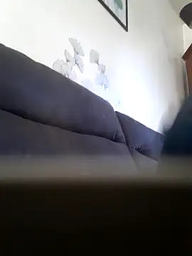 Snapshot of Vince072 chatting on October 7, 2025, 7:38 am Vince072 online show from October 7, 2025, 7:38 am