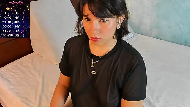 Tifany-fox online show from July 6, 2026, 9:28 pm