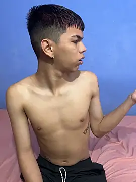 Snapshot of Baby_boy14 chatting on July 15, 2026, 1:22 am Baby boy14 online show from July 15, 2026, 1:22 am