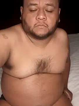 Osogaypardo online show from October 26, 2025, 11:31 pm