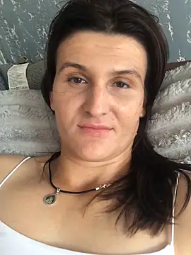 Snapshot of NikaSwan2831 chatting on October 5, 2025, 9:07 am NikaSwan2831 online show from October 5, 2025, 9:07 am