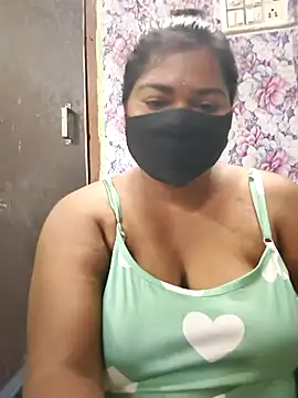 Liyaa 24 online show from March 17, 2026, 9:45 am