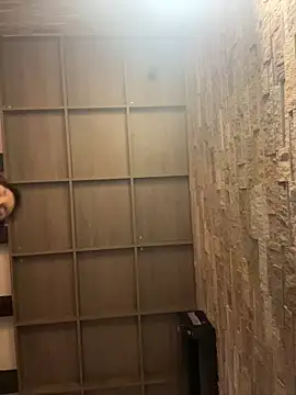 Snapshot of LunaBex chatting on December 13, 2025, 9:31 pm LunaBex online show from December 13, 2025, 9:31 pm