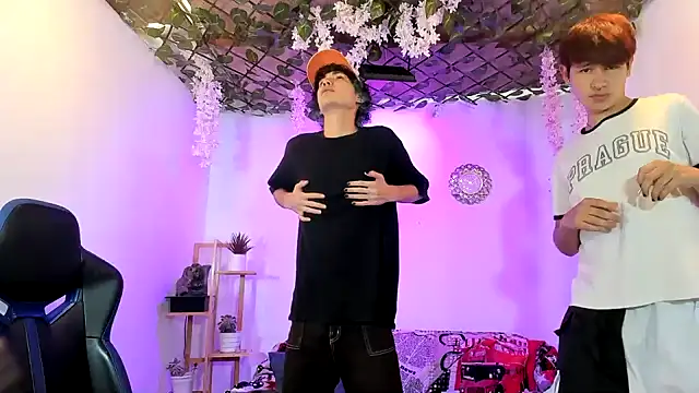 Bastian boyshot77 online show from January 15, 2026, 2:43 pm