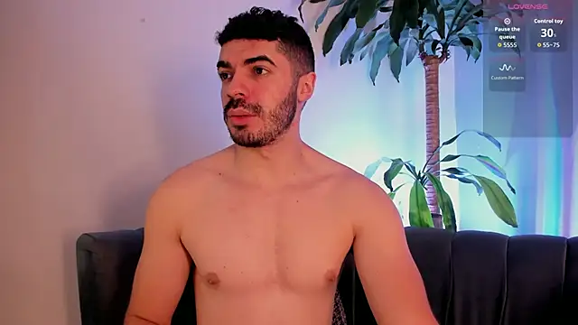 AxelThompson  online show from December 21, 2025, 11:50 am