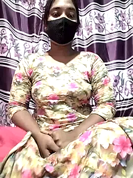 Snapshot of Rubaiya1 chatting on October 13, 2025, 6:41 pm Rubaiya1 online show from October 13, 2025, 6:41 pm