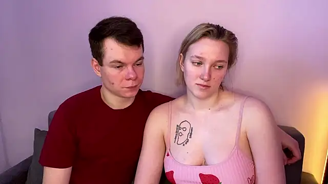 julielourens online show from February 18, 2026, 8:10 am