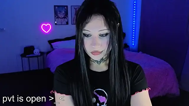 your little eva online show from September 22, 2025, 9:06 pm