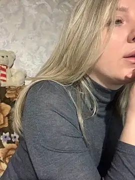 hotsteacher online show from December 20, 2025, 1:56 am