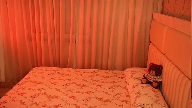 LiaGotti online show from April 9, 2026, 6:46 pm