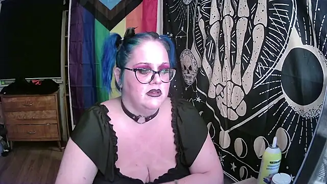 Snapshot of Kinky_Witch chatting on September 18, 2025, 3:41 am Kinky Witch online show from September 18, 2025, 3:41 am