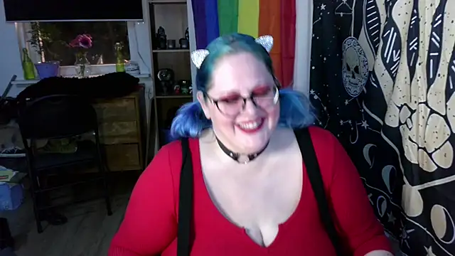 Snapshot of Kinky_Witch chatting on October 15, 2025, 2:01 am Kinky Witch online show from October 15, 2025, 2:01 am