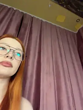 Snapshot of Dari_Toy_ chatting on July 22, 2026, 12:13 am Dari Toy online show from July 22, 2026, 12:13 am