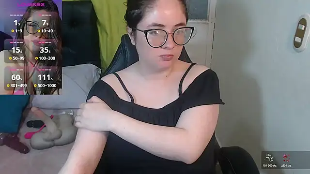 Snapshot of KrystalAdams chatting on April 8, 2026, 1:11 pm KrystalAdams online show from April 8, 2026, 1:11 pm