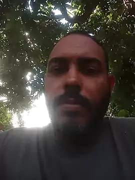 jfgustavo001 online show from March 25, 2026, 3:29 pm