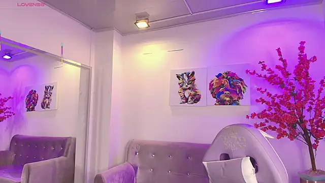 Antonella wild online show from March 21, 2026, 3:33 am