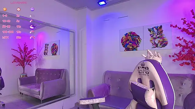 Antonella wild online show from April 1, 2026, 3:51 am