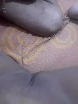 hotnaughty-bhavi online show from November 12, 2025, 10:04 am