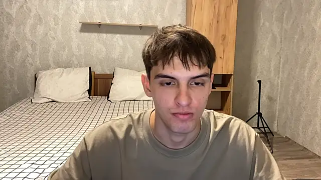 Snapshot of elliot_scott chatting on September 16, 2025, 5:03 pm elliot scott online show from September 16, 2025, 5:03 pm