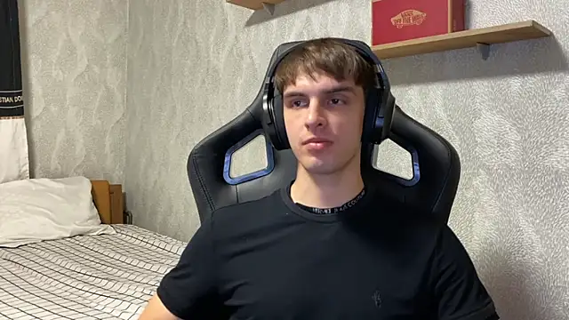 Snapshot of elliot_scott chatting on September 26, 2025, 10:25 pm elliot scott online show from September 26, 2025, 10:25 pm