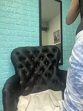 SALOME KORLAND online show from November 25, 2025, 12:05 pm