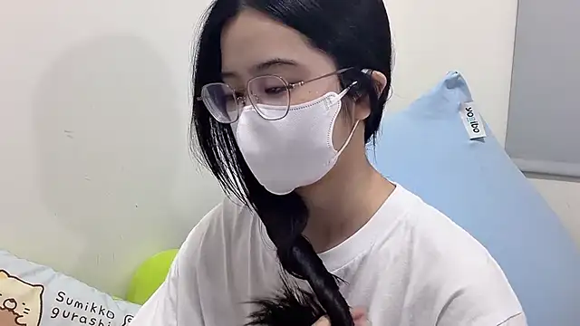 LHeart online show from April 11, 2026, 3:16 pm