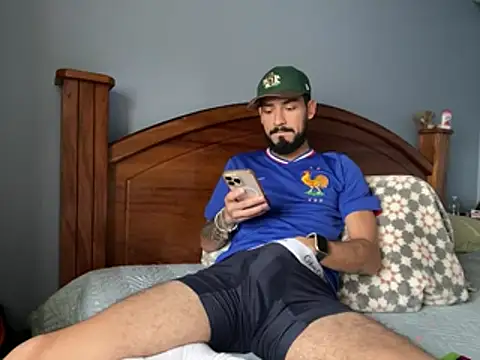 Snapshot of Jonny0399_ chatting on June 23, 2026, 9:57 pm Jonny0399 online show from June 23, 2026, 9:57 pm