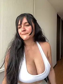 Nova Gabriela online show from April 13, 2026, 3:28 pm