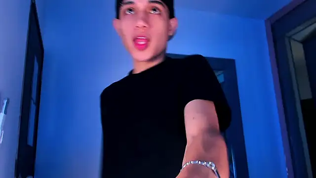 Sebax Young online show from February 15, 2026, 8:16 pm