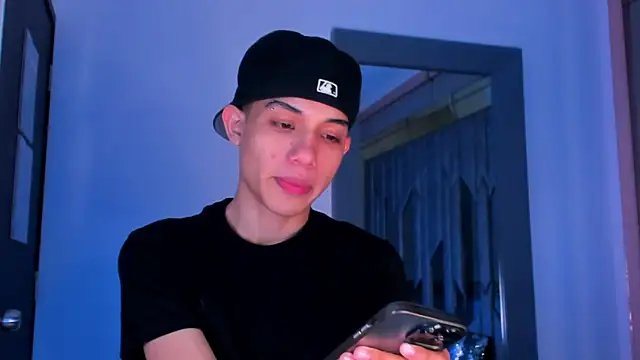 Sebax Young online show from March 1, 2026, 8:00 pm